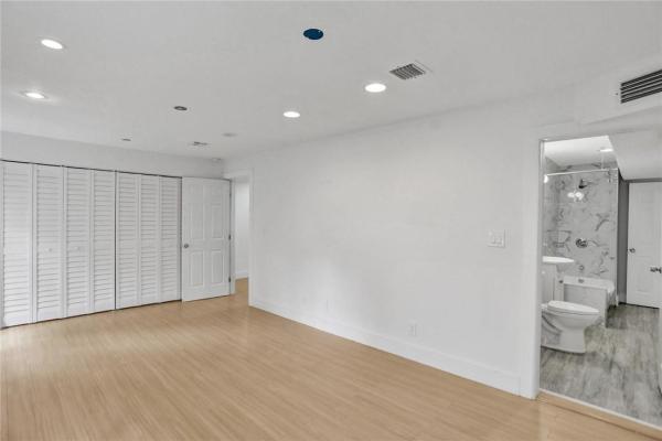 Hillsboro Pines, 5211 NW 76th Pl, Coconut Creek, Florida 33073, image 2