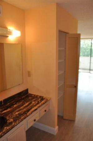 Kendall Gate, 10854 N Kendall Dr #416, Kendall, Florida 33176, image 3