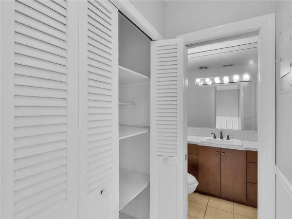 Fairbanks Court, 1001 N Riverside Dr #103, Pompano Beach, Florida 33062, image 2