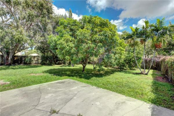 Lake Worth No HOA, 4060 Cooley Ct, Lake Worth, Florida 33461, image 3