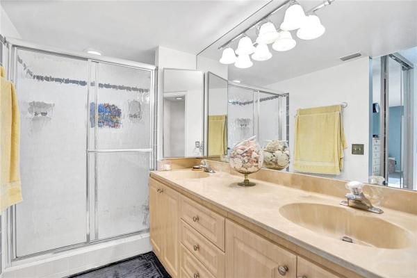 Village At Lake Pine, 1176 SW 118th Ter, Davie, Florida 33324, image 2