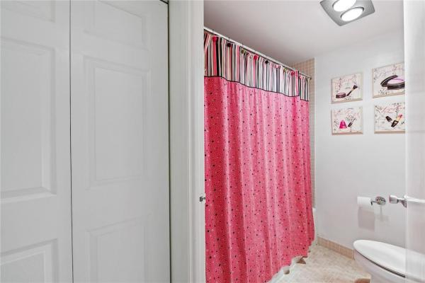 Waterview 1, 20505 E Country Club Dr #938, Aventura, Florida 33180, image 3