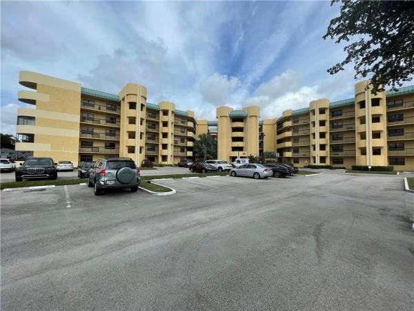 Isles Of Inverrary, 6575 W Oakland Park Blvd #503, Lauderhill, Florida 33313, image 1