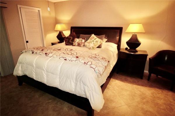 Lyndhurst, 2032 Lyndhurst J, Deerfield Beach, Florida 33442, image 1