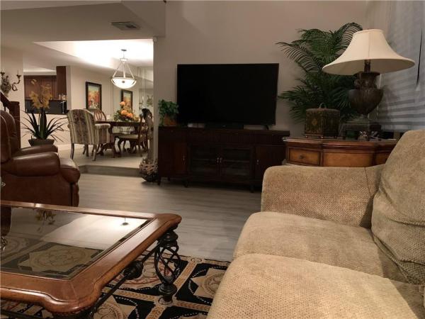 Wildwood Of Deer Creek, 314 Deer Creek Wildwood Ln E, Deerfield Beach, Florida 33442, image 2