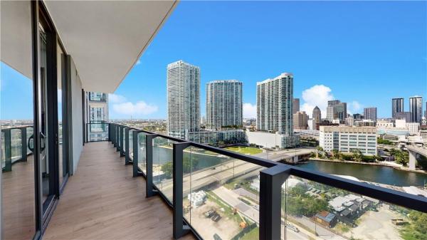 Reach Brickell City Centre, 68 SE 6th St #1211, Miami, Florida 33131, image 1