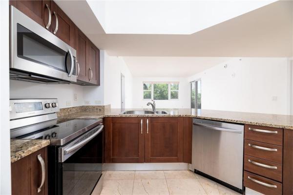 Turnberry Village North Tower, 20000 E Country Club Dr #314, Aventura, Florida 33180, image 2