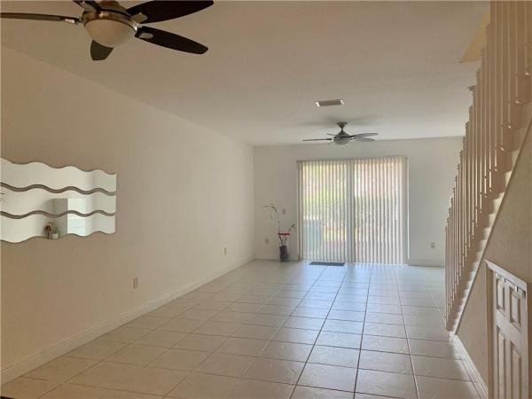 Catalina Lakes, 7830 Catalina Cir, Tamarac, Florida 33321, image 2