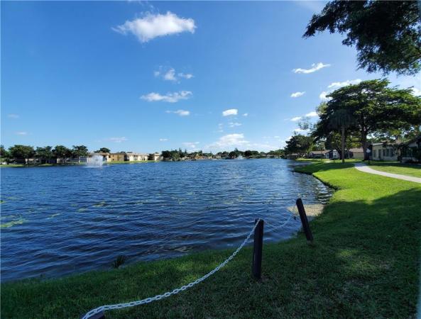 Villas At Carriage Hills, 137 Essex Rd #3-28, Hollywood, Florida 33024, image 1
