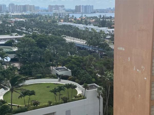 The Aventura Beach Club, 19201 Collins Ave #1005, Sunny Isles Beach, Florida 33160, image 1
