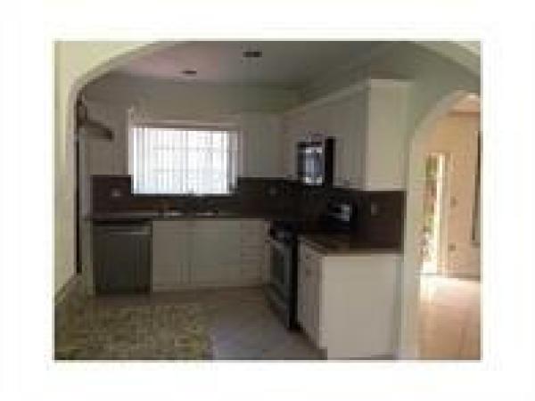 Golden Shores Ocean Boulevard Estates, 210 188th St, Sunny Isles Beach, Florida 33160, image 2