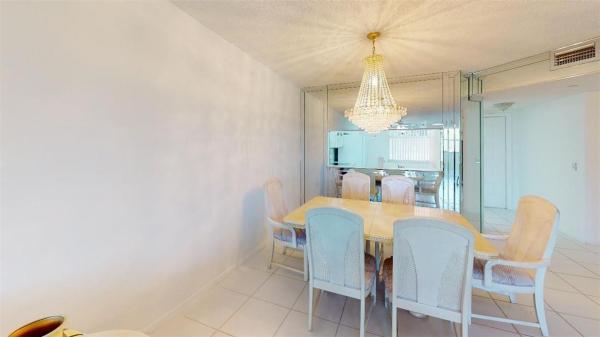 Sunrise Lakes 4, 2601 N Nob Hill Rd #203, Sunrise, Florida 33322, image 1