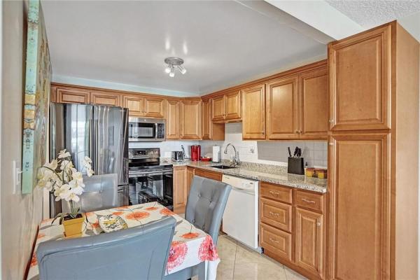 Watergate, 2761 Taft St #305, Hollywood, Florida 33020, image 1