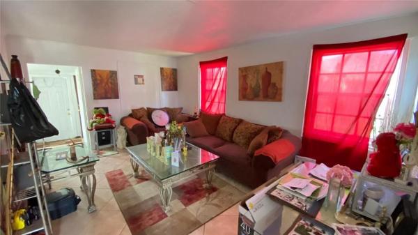 Riviera Beach Heights, 824 W 2nd St, Riviera Beach, Florida 33404, image 2