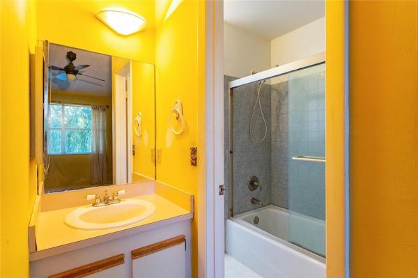 Edgewater Townhomes, 1809 NE 15th Ave, Fort Lauderdale, Florida 33305, image 2