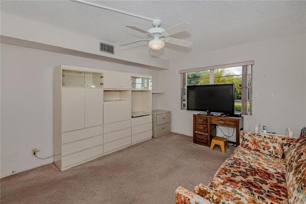 Harwood, 1055 Harwood E, Deerfield Beach, Florida 33442, image 3