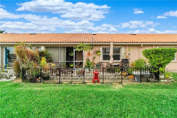Shangri-La At Woodmont, 8583 Jade Dr, Tamarac, Florida 33321, image 1