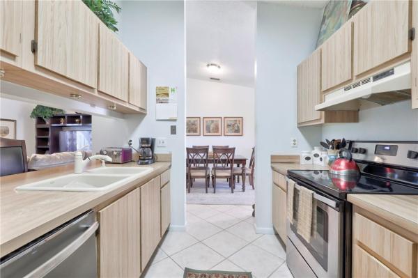 Boynton Lakes 3, 41 Winchmore Ln, Boynton Beach, Florida 33426, image 1