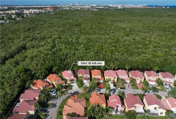 Sheridan Ocean Club, 1061 SE 6th Ave, Dania Beach, Florida 33004, image 1