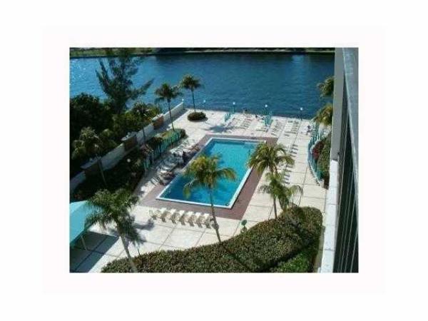 3800 S Ocean Dr #1414, Hallandale Beach, Florida 33019, image 3