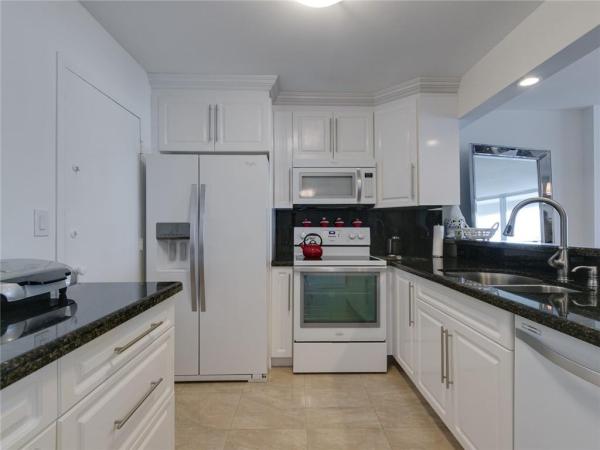 3800 S Ocean Dr #1414, Hallandale Beach, Florida 33019, image 2