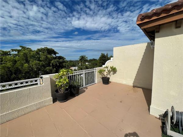 Hollywood Lawns, 1670 Hayes St, Hollywood, Florida 33020, image 1