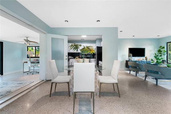 Babco Manors, 43 NE 28th Ct, Wilton Manors, Florida 33334, image 2