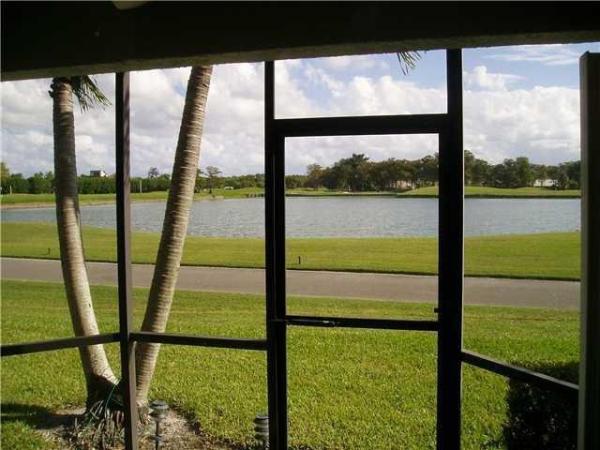 Waterford Isle At Woodmont, 8416 NW 78th Ct, Tamarac, Florida 33321, image 3