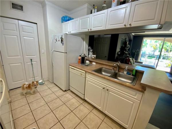 Porto Bellagio, 17125 N Bay Rd #3207, Sunny Isles Beach, Florida 33160, image 3