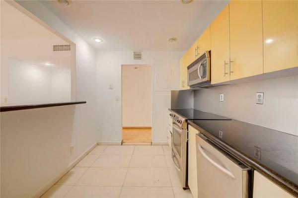 Oceanview A, 19390 Collins Ave #1415, Sunny Isles Beach, Florida 33160, image 3