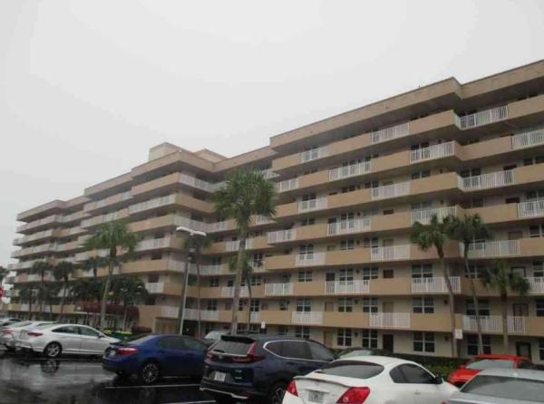 Coronado At Jacaranda, 250 Jacaranda #309, Plantation, Florida 33324, image 1