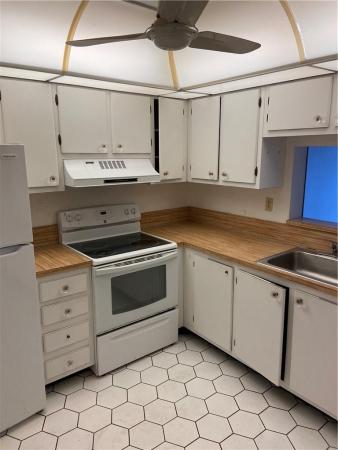Concord Village, 6451 N University Dr #323, Tamarac, Florida 33321, image 1