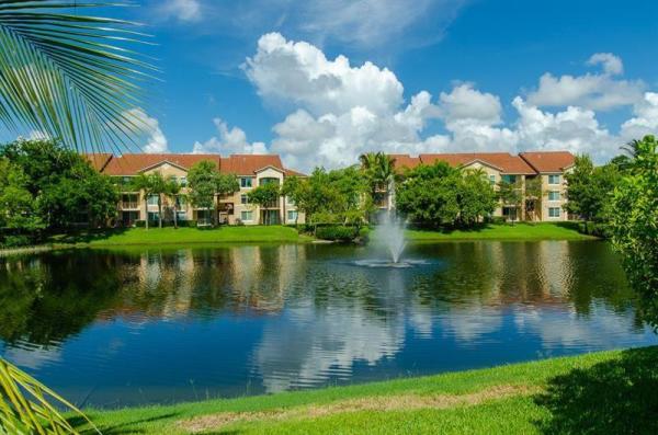 Mirabella Villas, 916 Villa Cir, Boynton Beach, Florida 33435, image 1