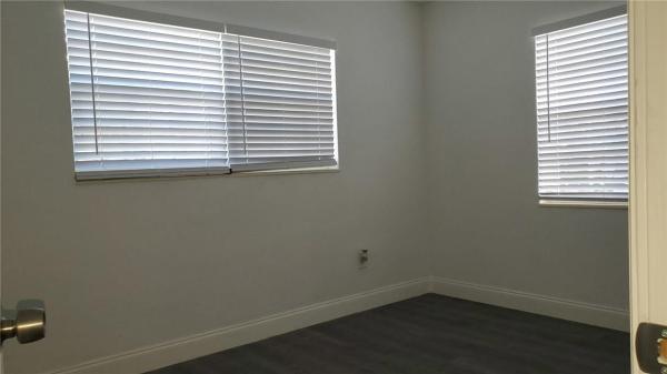 Norwood, 300 NW 189th Ter, Miami Gardens, Florida 33169, image 3