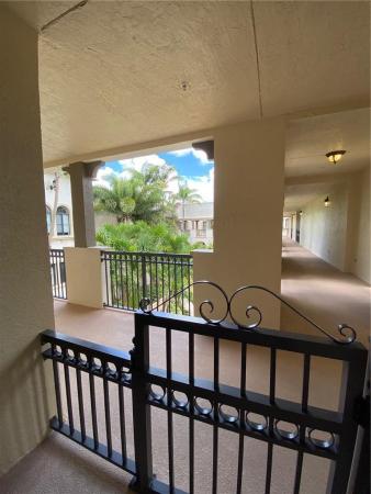 Villa Alhambra, 2925 NW 126th Ave #422-1, Sunrise, Florida 33323, image 1