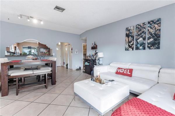 Cedar Villas, 7806 Pembroke Rd, Miramar, Florida 33023, image 2