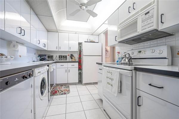 Ocean Colony, 1620 S Ocean Blvd #10-K, Lauderdale By The Sea, Florida 33062, image 2