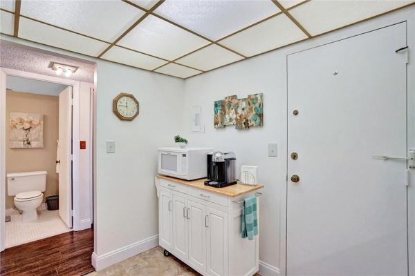 3800 S Ocean Dr #1609, Hallandale Beach, Florida 33019, image 2