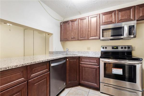 The Charter Club Of Palm Beach, 208 Foxtail Dr #B2, Greenacres, Florida 33415, image 2