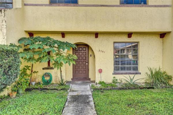 The Colonies 2, 2709 NW 47th Ln #3103, Lauderdale Lakes, Florida 33313, image 2