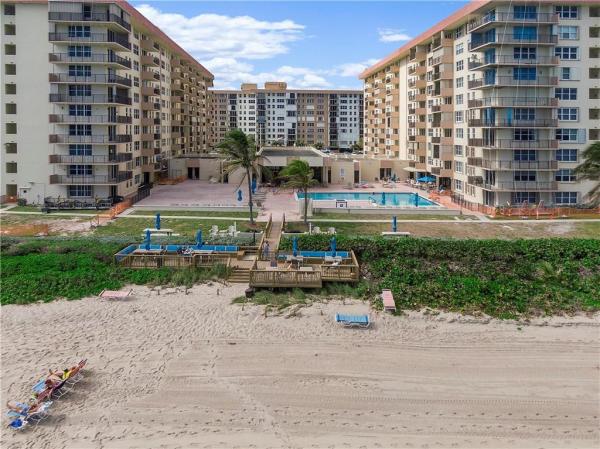 Opal Towers East, 1147 Hillsboro Mile #403, Hillsboro Beach, Florida 33062, image 2