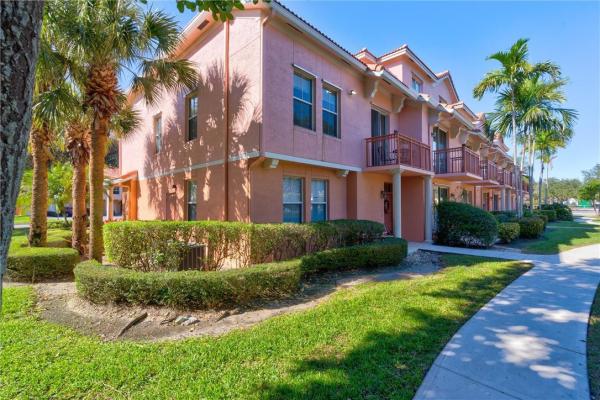 Tierra Verde At Delray Beach, 2010 Alta Meadows Ln #210, Delray Beach, Florida 33444, image 1