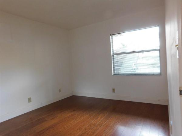 Sands Point, 8360 Sands Point Blvd #109G, Tamarac, Florida 33321, image 1