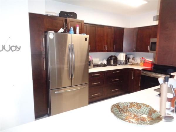 Mystic Pointe Tower 500, 3530 Mystic Pointe Dr #1604, Aventura, Florida 33180, image 3