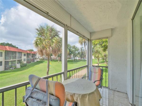 Hollybrook Golf & Tennis Club, 8921 S Hollybrook Blvd #207, Pembroke Pines, Florida 33025, image 1