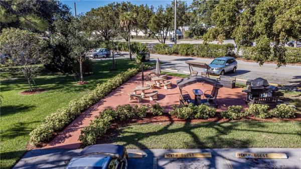 Ventnor, 4026 Ventnor H, Deerfield Beach, Florida 33442, image 2