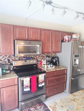 Village Of Sandalwood Lakes South, 5103 51st Way, West Palm Beach, Florida 33409, image 2