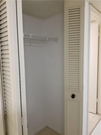 Lakeview Of The California Club, 20840 San Simeon Way #308, Ives Estates, Florida 33179, image 3