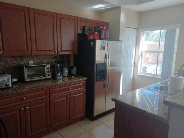 Pembroke Cay, 805 SW 143rd Ave, Pembroke Pines, Florida 33027, image 2