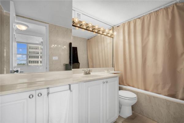 Bayview Towers South, 2100 Sans Souci Blvd #B705, North Miami, Florida 33181, image 2